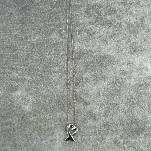 RETIRED TIFFANY & CO PALOMA PICASSO LOVING HEART PENDANT STERLING SILVER 925 MED - Picture 5 of 9